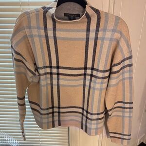 Tahari Plaid Women's Sweater - Beige and Blue Sz M